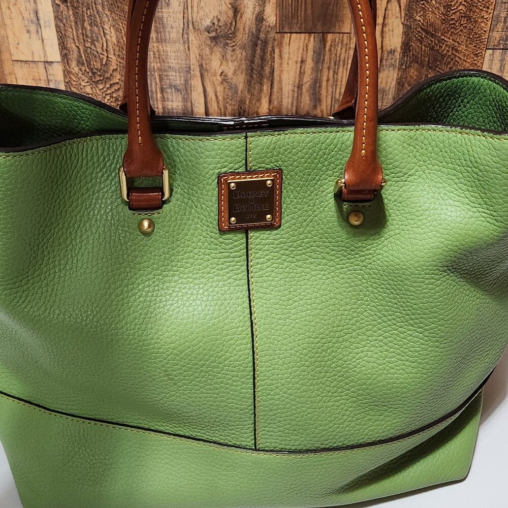 Dooney & Bourke Shoulder Bag